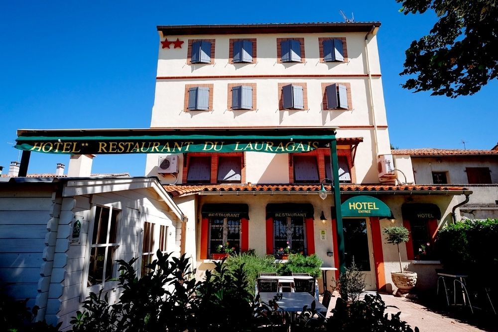 Hôtel Restaurant du Lauragais LOGIS DE FRANCE Villefranche-de-Lauragais Exterior foto